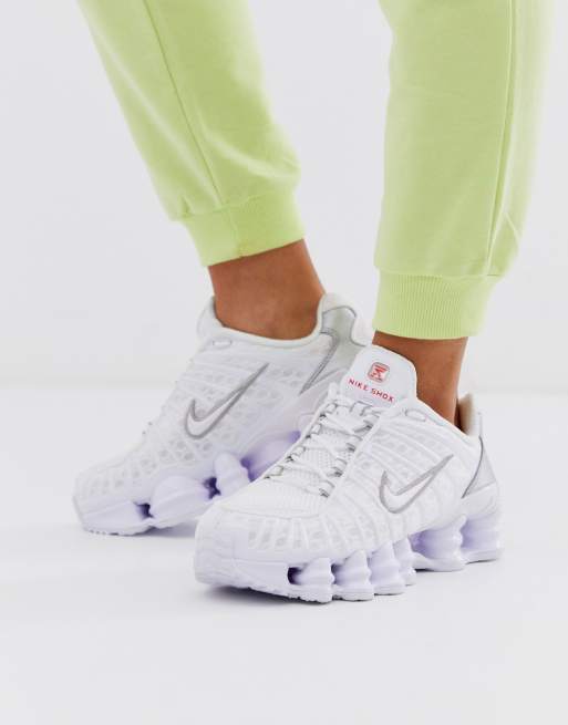 Nike shox store total white