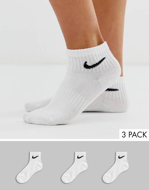 Nike white swoosh logo 3 pack ankle socks | ASOS