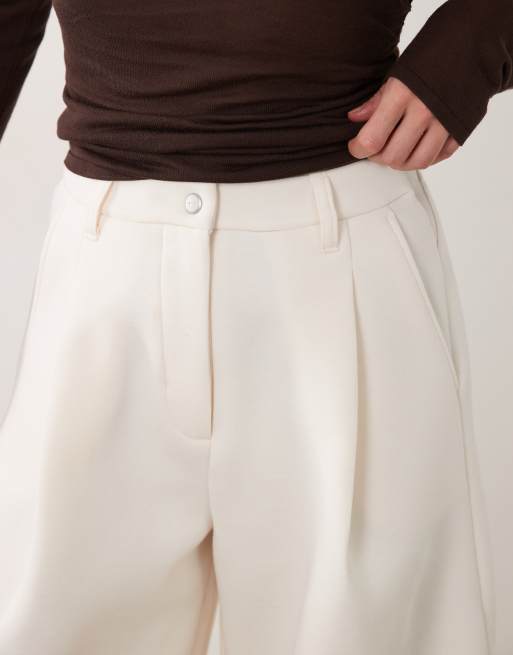 Nike wide leg tailored pants in white, 4 of 5