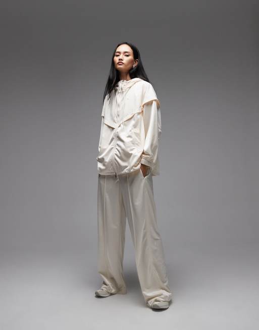 Nike Windrunner hooded jacket in beige , 4 of 4