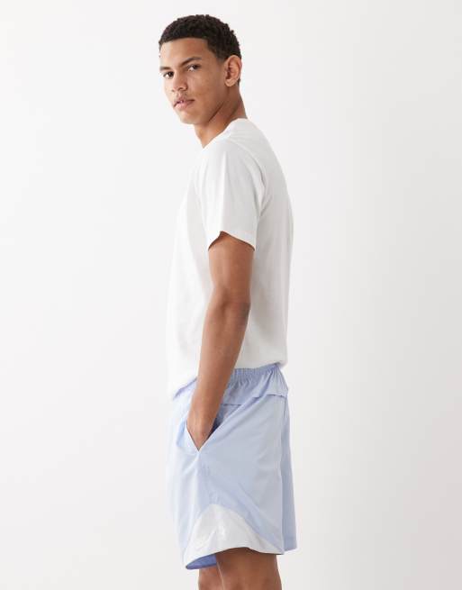 Nike Windrunner lightweight woven short in light blue , 3 of 5