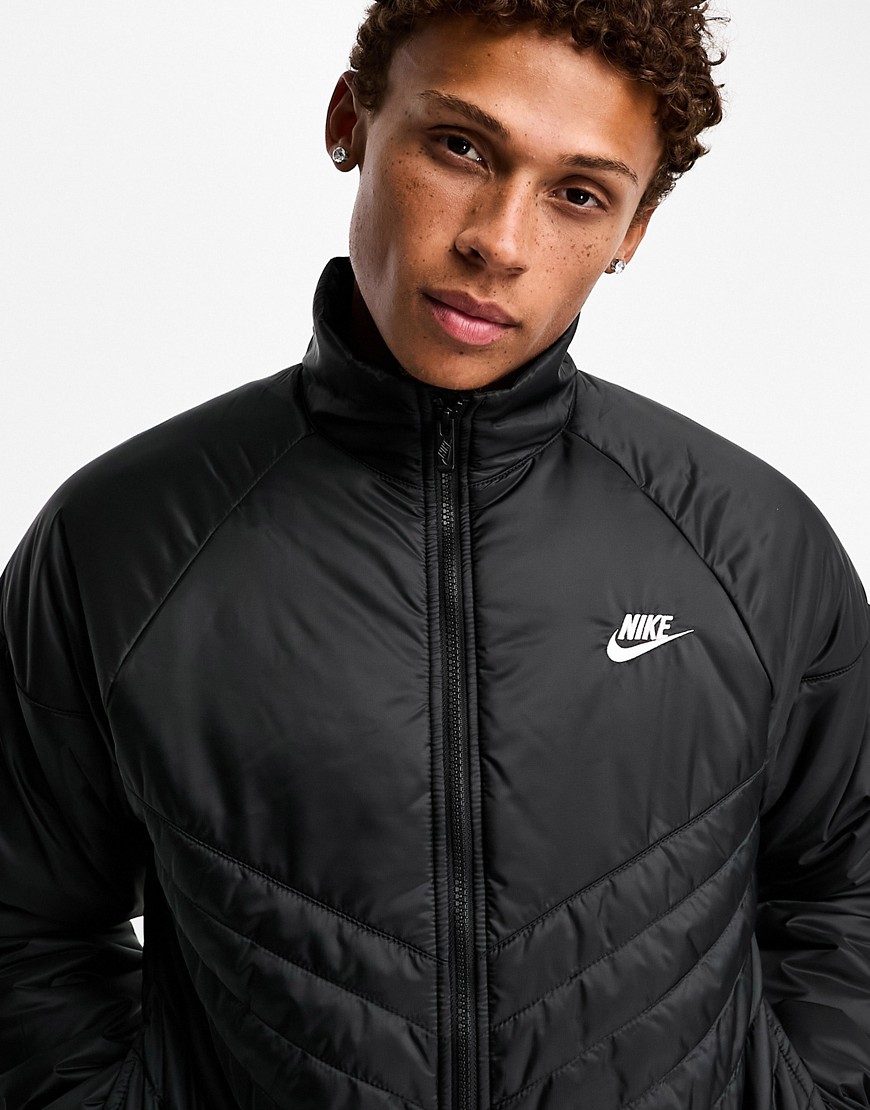 Nike Windrunner midweight puffer jacket in black