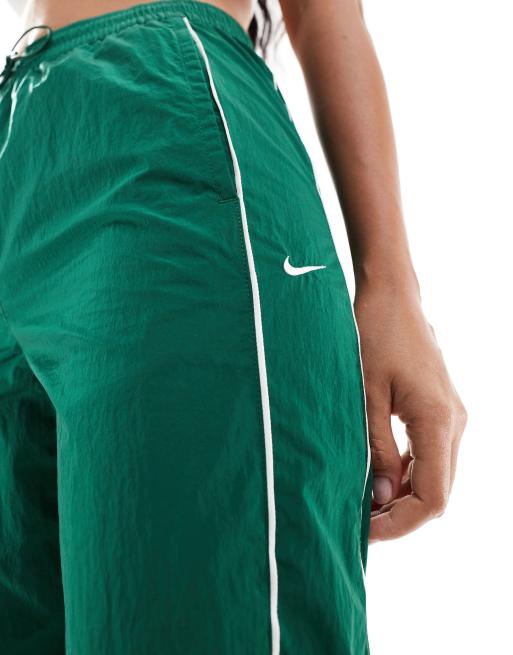 Pantaloni nike verdi deals