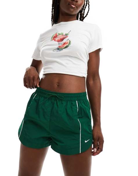 Nike – Windrunner – Shorts aus Webstoff in Grün - view 1