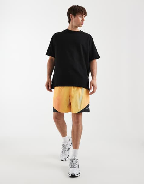 Nike Windrunner shorts in orange - view 1