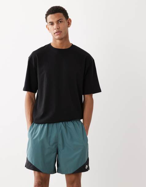 Nike – Windrunner – Szare lekkie szorty z tkaniny - view 1