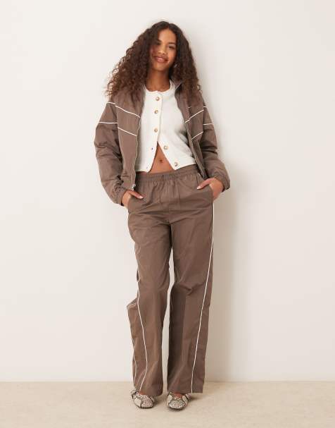 Nike Windrunner track jacket and track pants in brown - view 1
