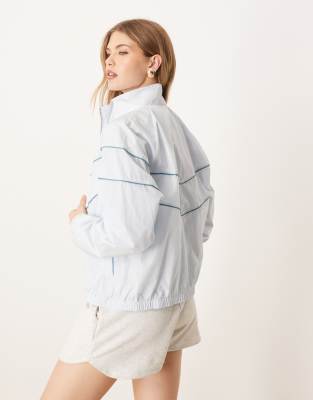 Nike Windrunner Track Jacket In Blue