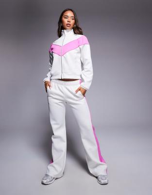 Nike Windrunner Track Jacket In White