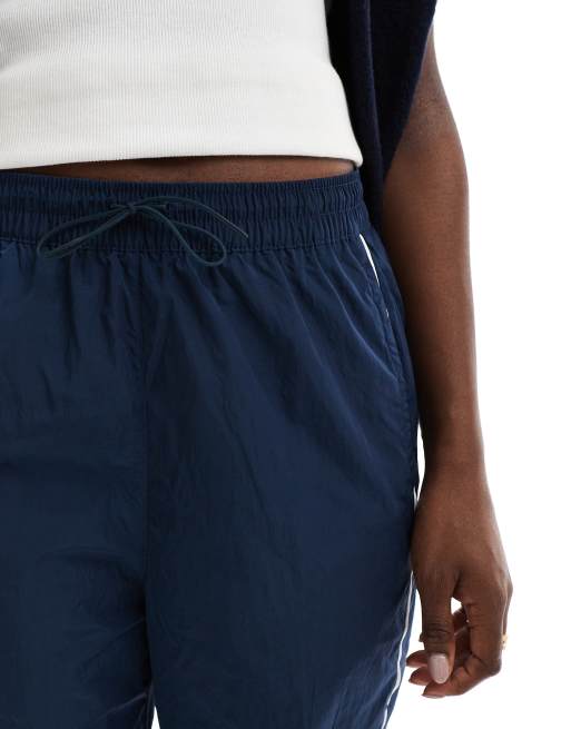 Nike windrunner track pants in navy, 4 of 5