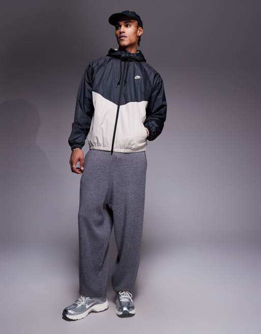 Nike - Windrunner - Trainingsjack in zwart en grijs, 2 van 5