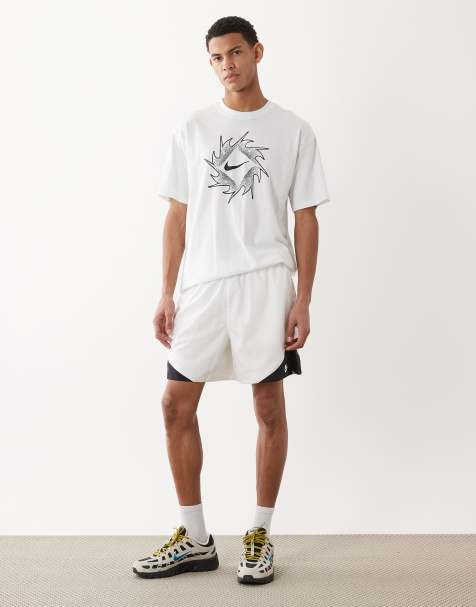 Nike – Windrunner – Vita, lätta, vävda shorts - view 1