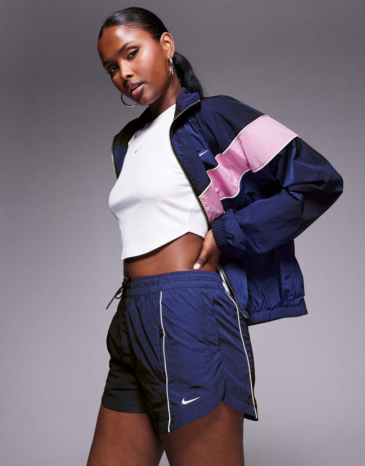 Nike Windrunner woven 2 inch shorts in navy