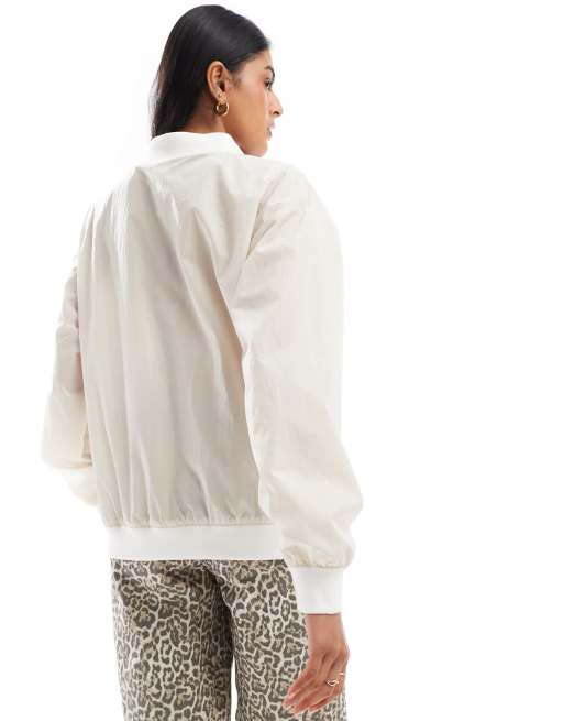 Nike Windrunner woven long sleeve crew neck top in orewood, 4 of 4