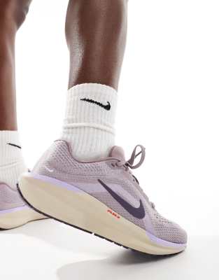 Nike Winflo 11 sneakers in light purple