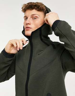 nike winterized tech fleece