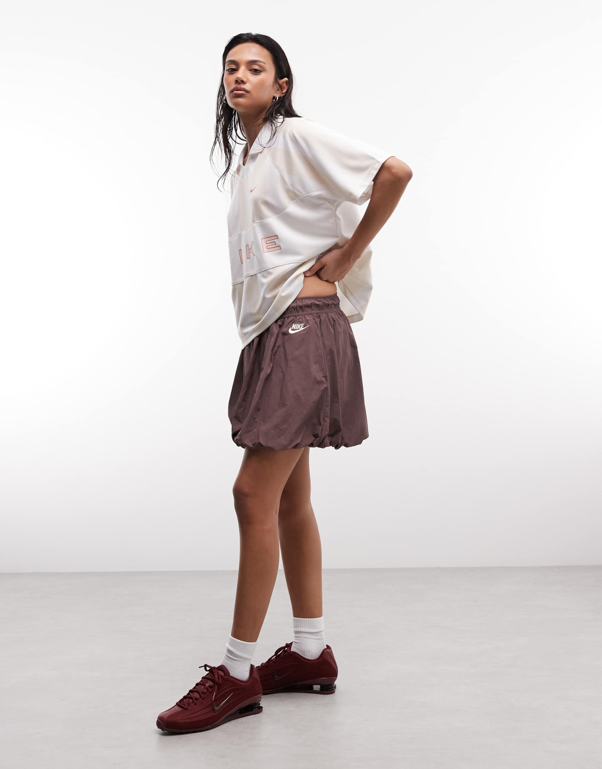 nike woven bubble skirt in brown