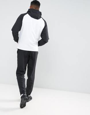 861778 395 Nike