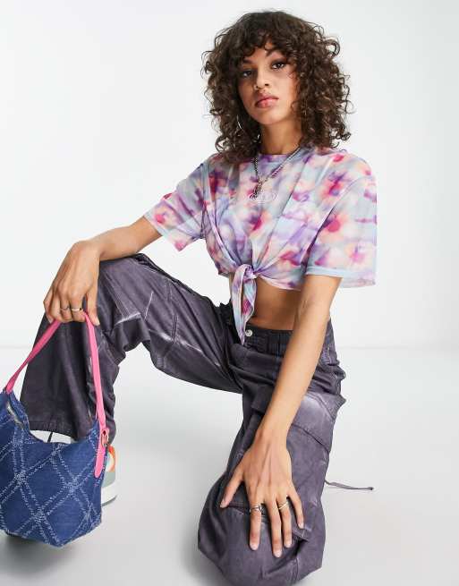 Nike Y2K cropped front tie t-shirt in pink and multi | ASOS