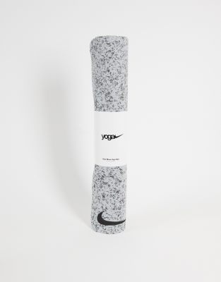 tapis de yoga nike