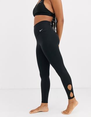 black nike yoga pants