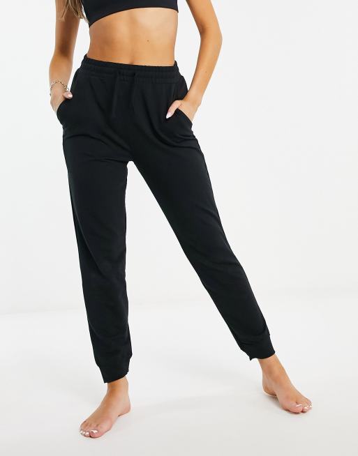 Nike Yoga Dri Fit Calça 7/8 Fleece Jogger Preto