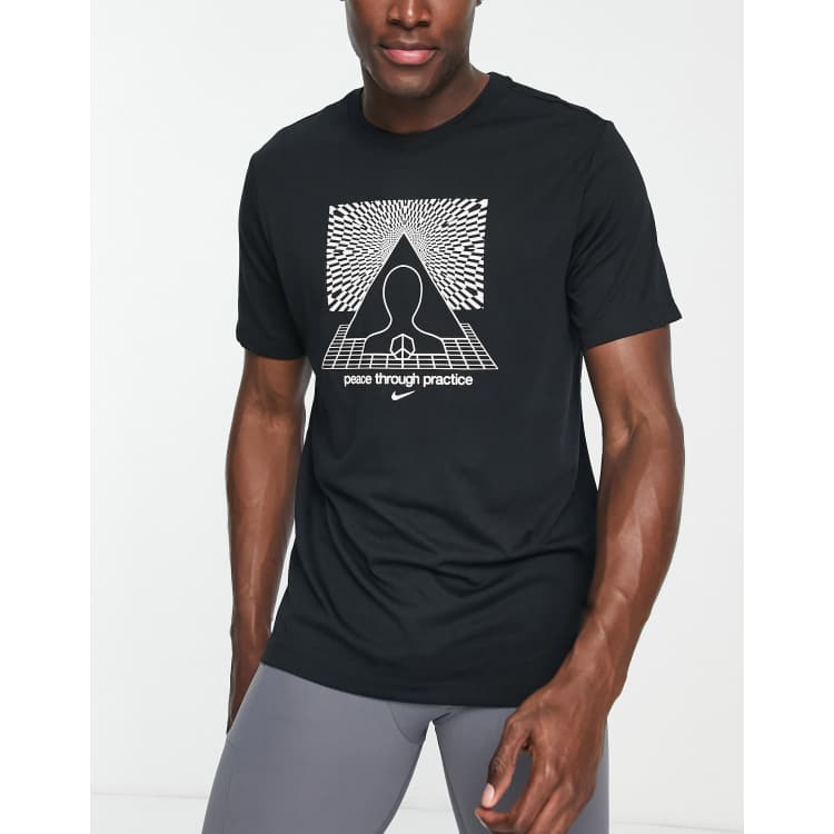 Nike Performance TEE YOGA - Print T-shirt - light silver/black 