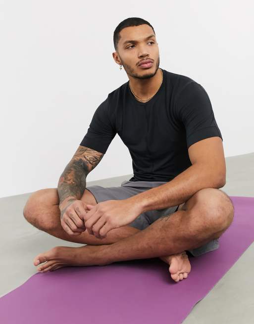 nike men's yoga dri fit t shirt