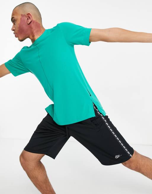 nike yoga shirts mens