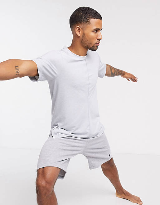 T-Shirts & Vests Nike Yoga dry t-shirt in grey 