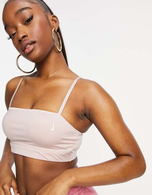 Nike favorites sports store bra