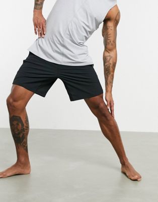 nike yoga shorts black