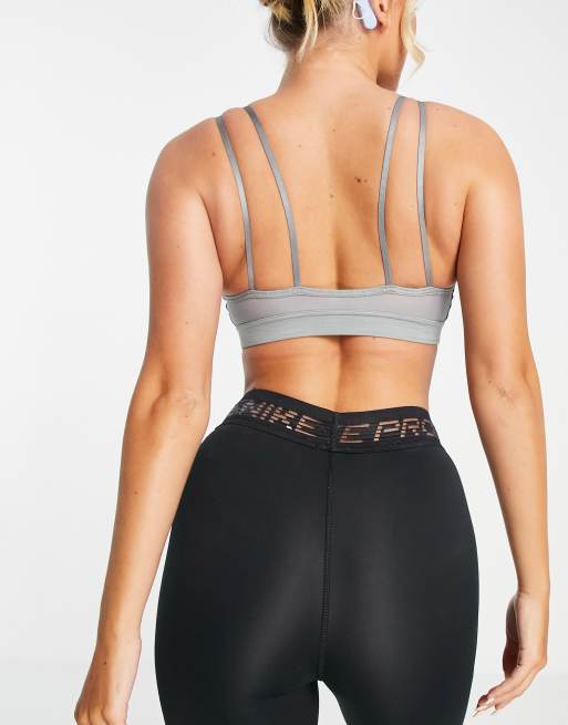 Nike cross store strap sports bra