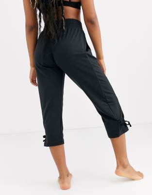 relaxed fit yoga capris