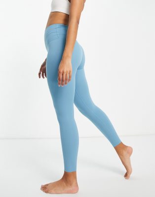 nike high waisted yoga pants