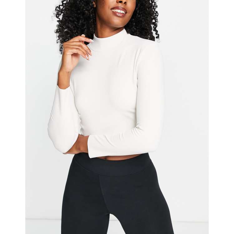 Regata Cropped Nike W Nk Yoga Luxe Crop T Lilás - Compre Agora