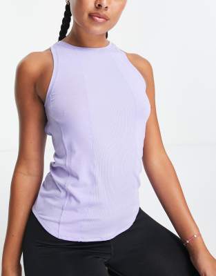 Nike - Yoga Luxe Dri-FIT - Tanktop in Lila