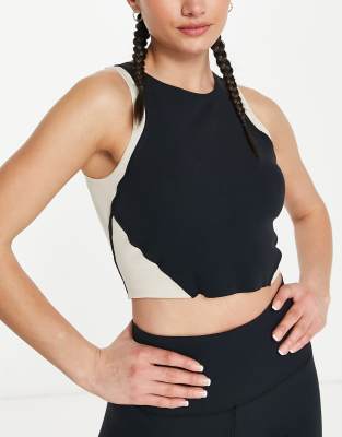 Nike Training Nike Yoga Luxe Novelty cropped tank in blue-Black