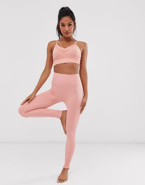 Nike – Yoga – Nahtlose Leggings in Rosa