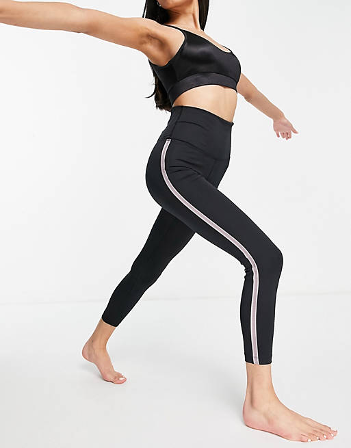 Nike Yoga novelty 7/8 leggings in black