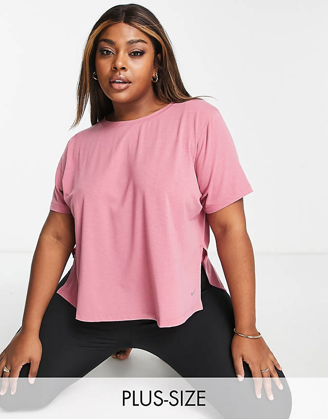 Nike Training - Nike Yoga Plus Dri-FIT split hem t-shirt in pink