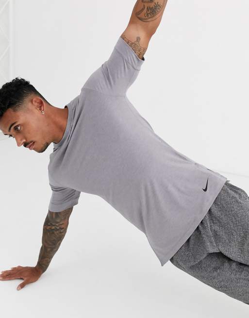 Nike Yoga t-shirt in grey