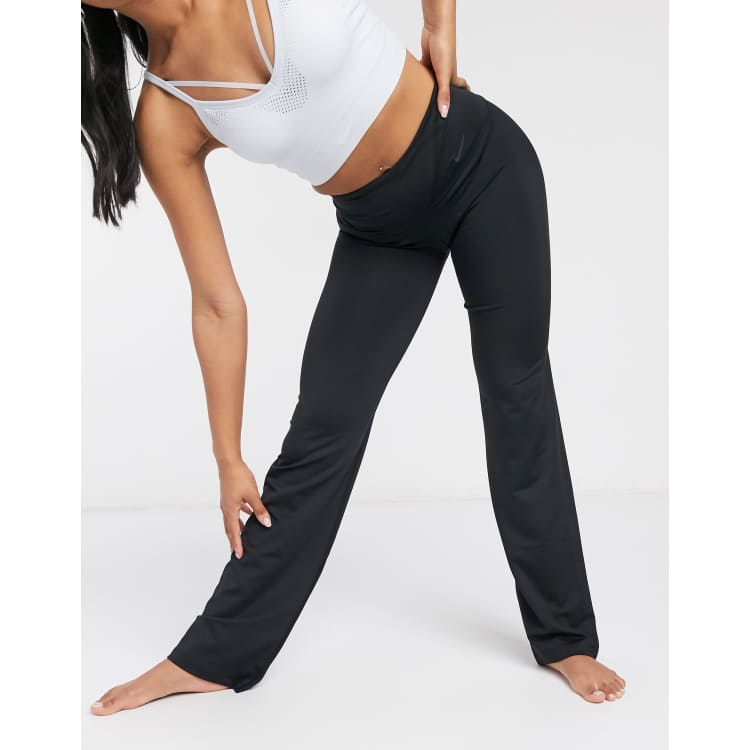 Nike yoga shop capris