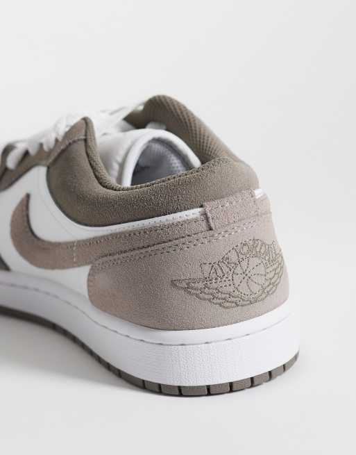 Nike - zapatillas Air Jordan 1 low en marrón y blanco, 2 de 5