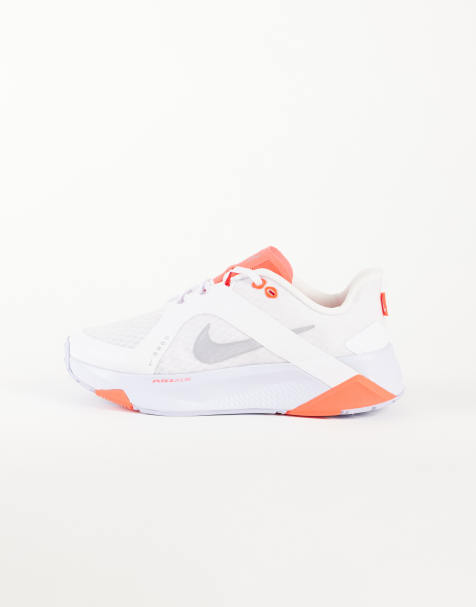Nike zapatillas de entrenamiento Hybrid RN en crema y rojo - view 1