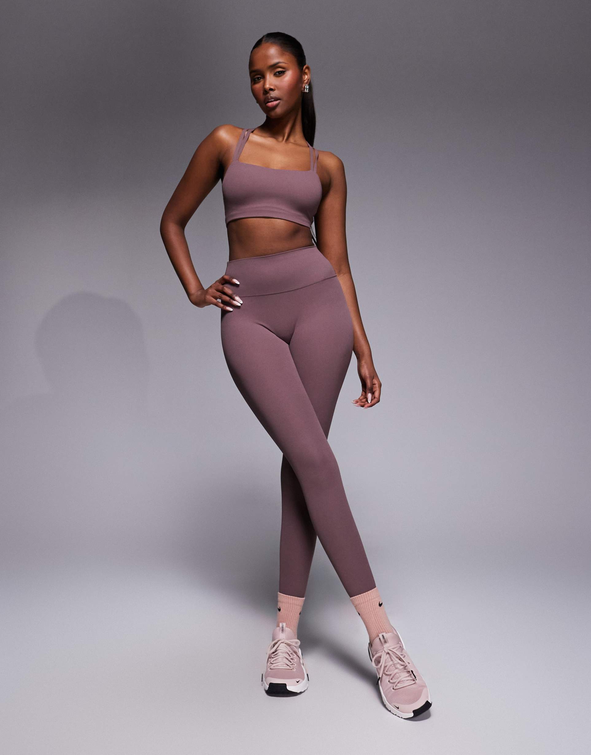 nike zenvy high rise leggings in light brown
