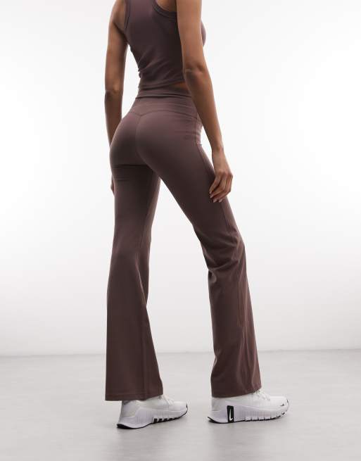 Nike Zenvy Training high rise flare leggings in brown, 3 of 5