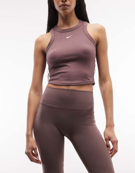 Nike Zenvy Training high rise flare leggings in brown, 4 of 5