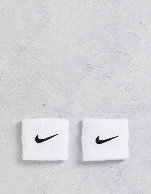 Nike – Zestaw 2 frotowych opasek na rękę z logo w kolorze czarnym i białym