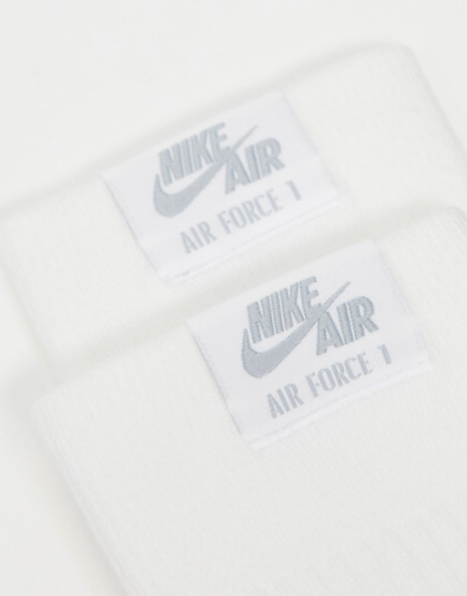 Nike – Zestaw 2 par białych skarpetek UWJT
